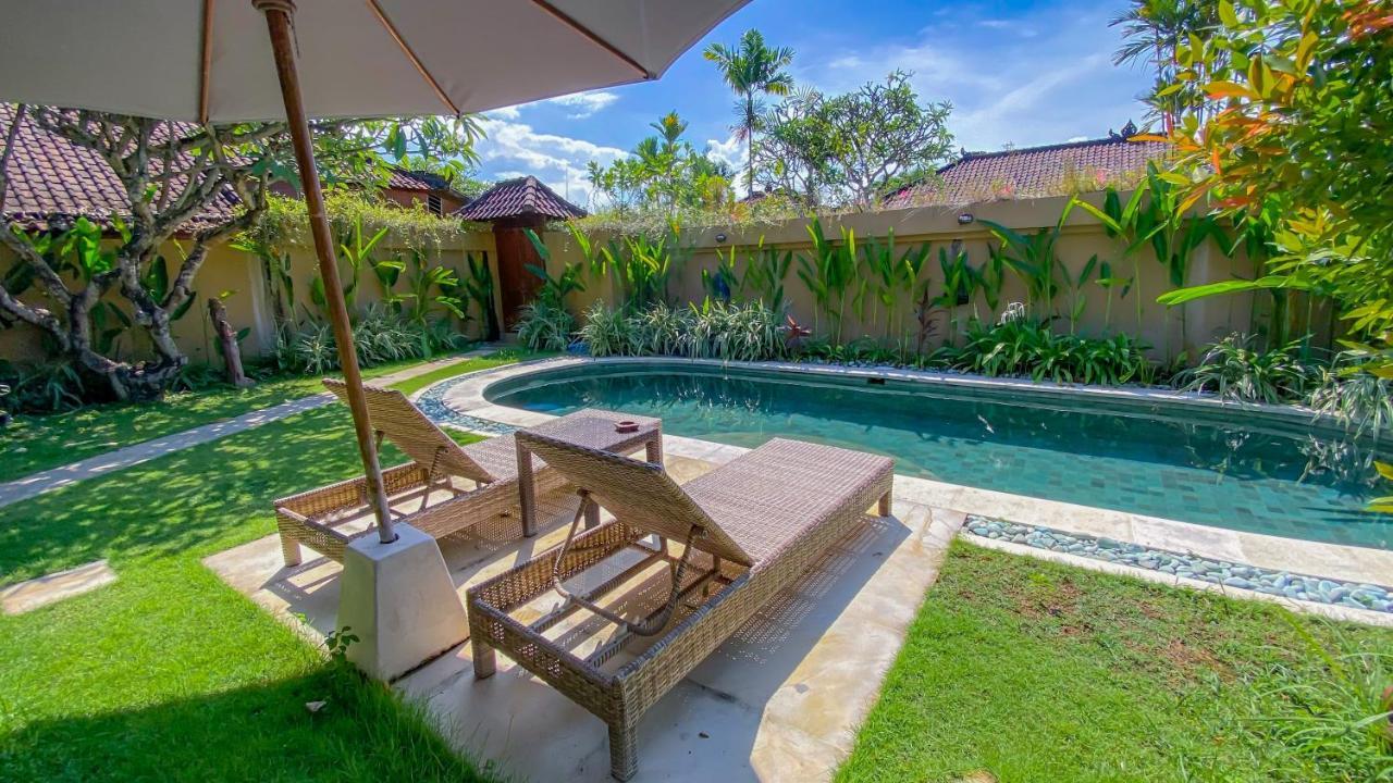 Bali Dyana Villas Seminyak  Exterior photo