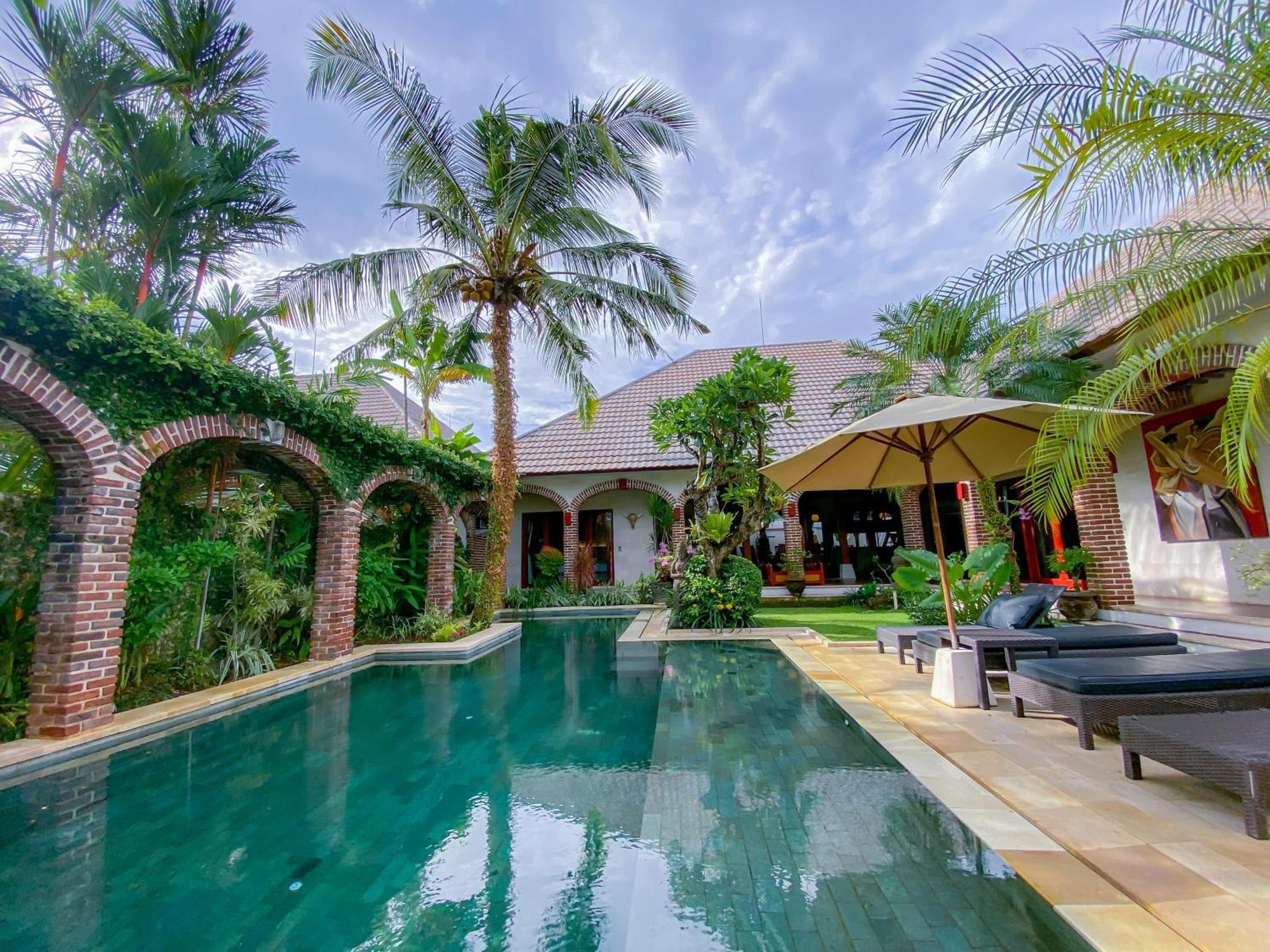 Bali Dyana Villas Seminyak  Exterior photo